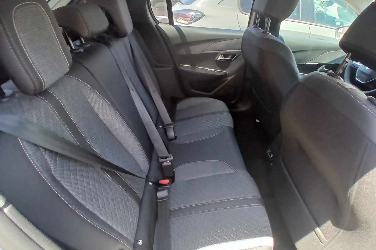 peugeot-208-2026-gasolina-1199cc