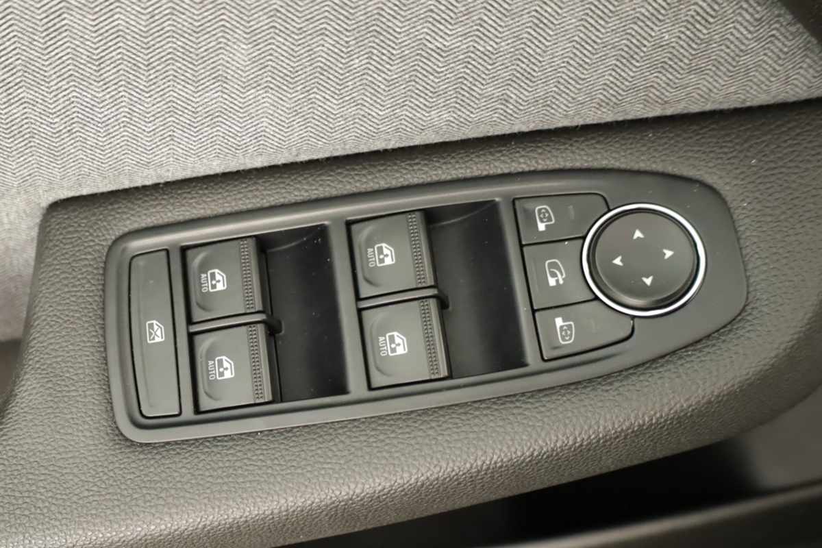 renault-clio-2024-gasolina-999cc