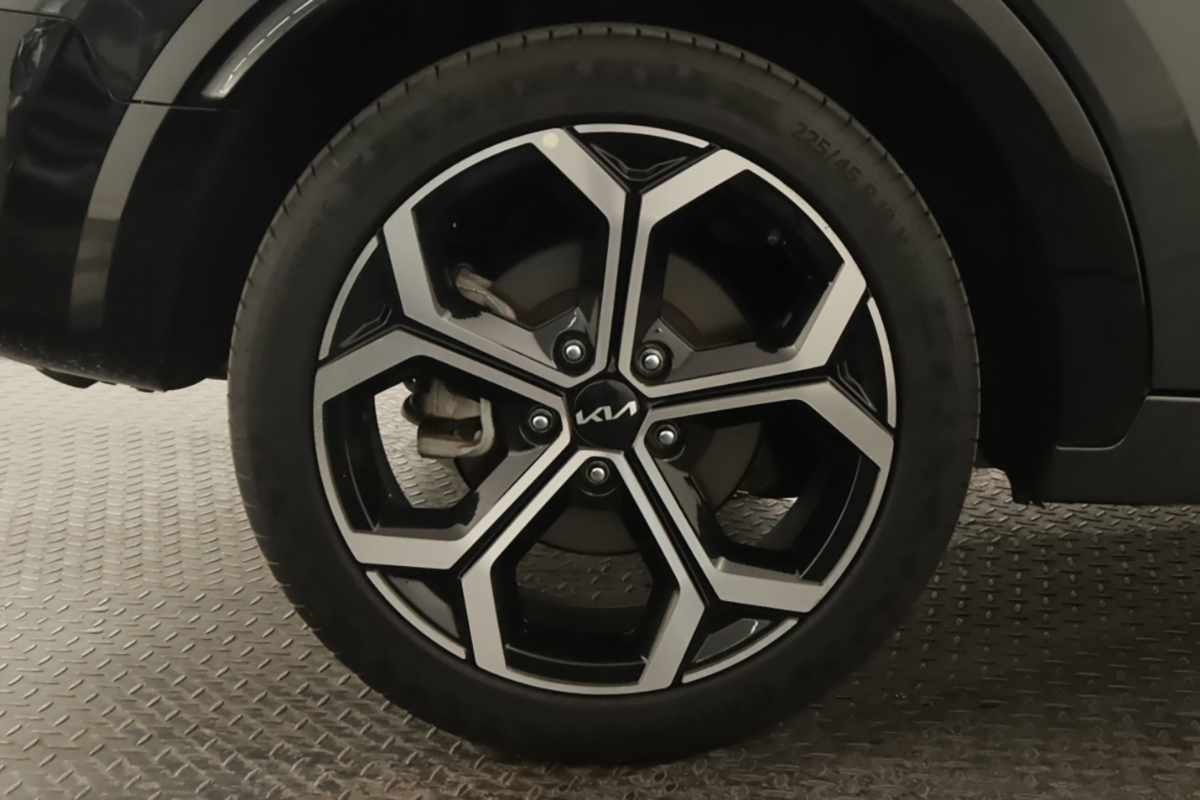 kia-niro-2024-gasolina-1580cc