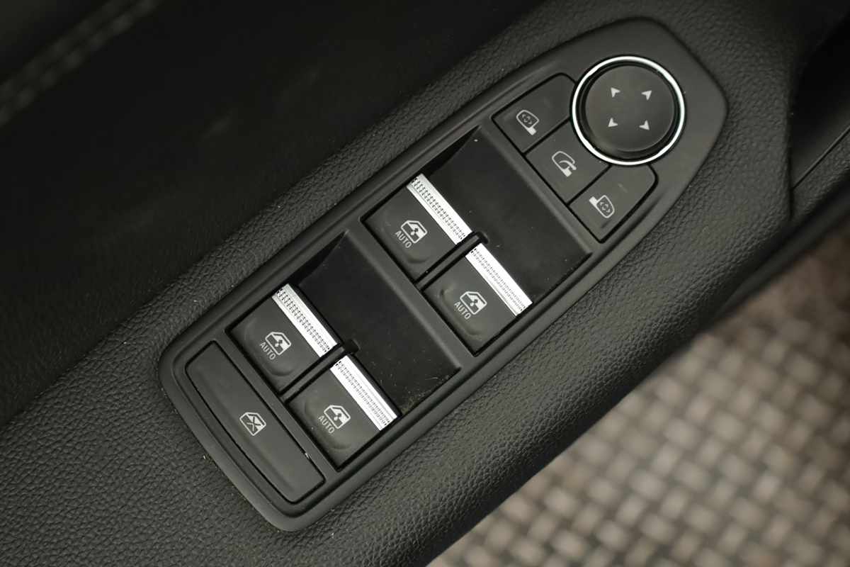 renault-captur-2024-gasolina-999cc