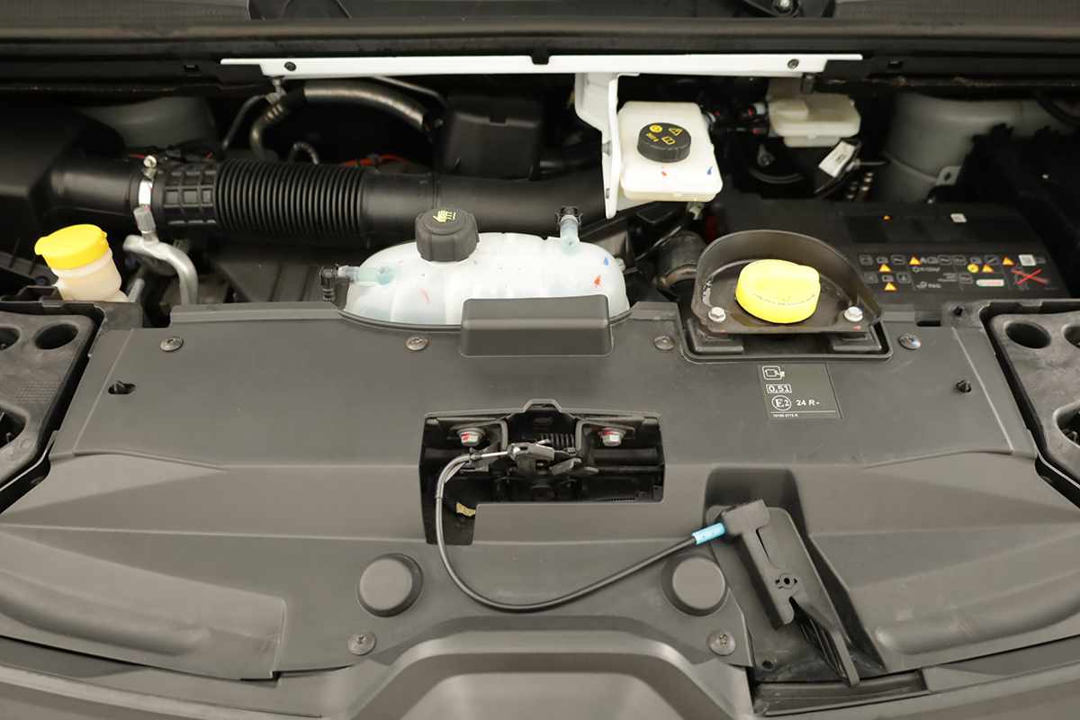 renault-trafic-2024-diesel-1997cc