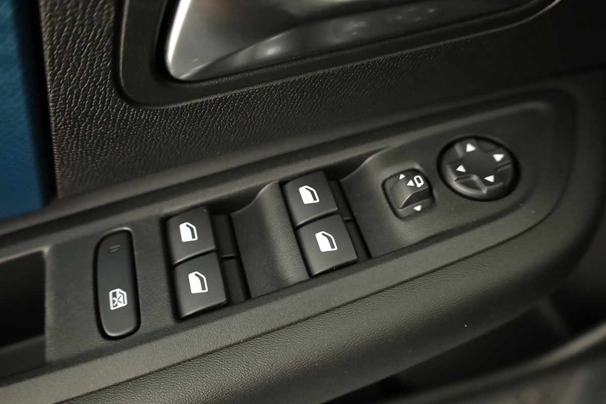 citroen-c4-2023-eletrico-0cc