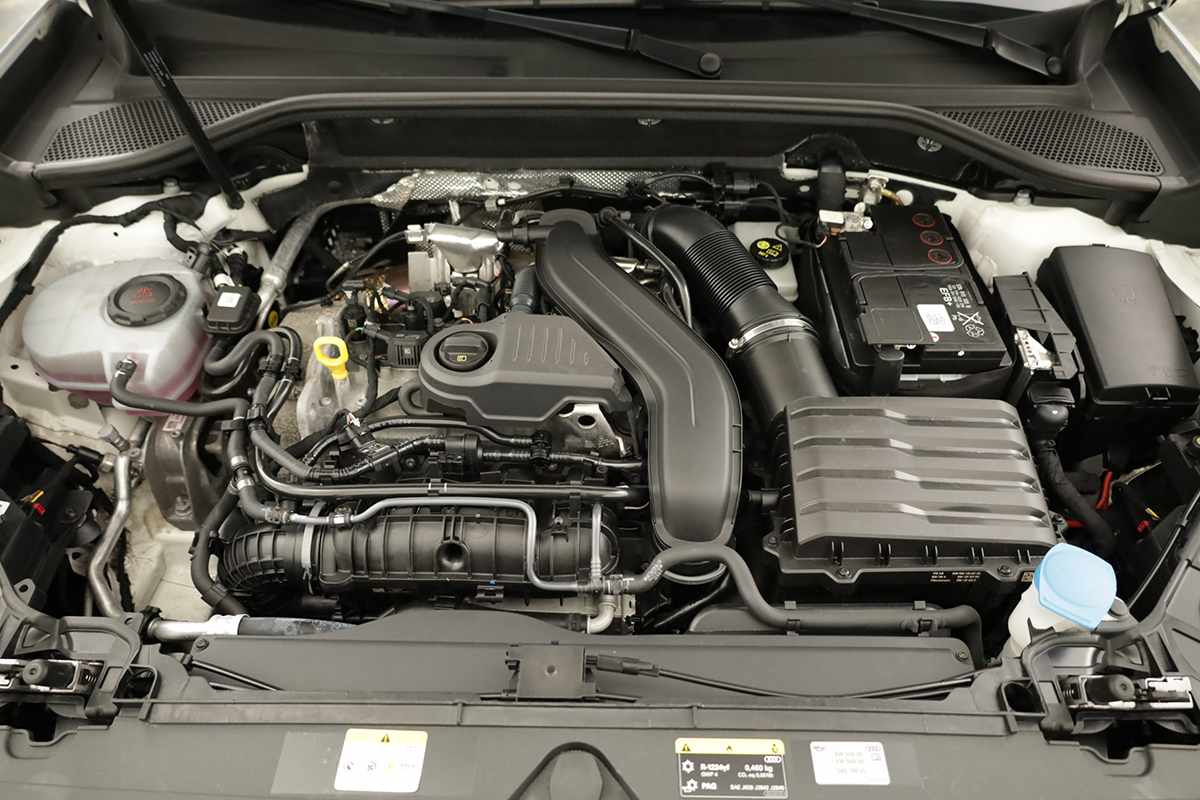 audi-q2-2023-gasolina-1498cc