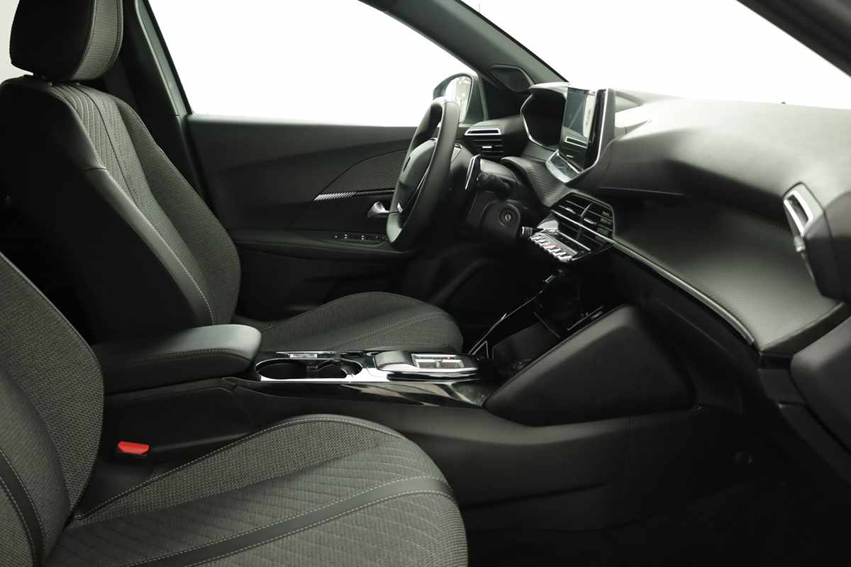 peugeot-2008-2025-gasolina-1199cc