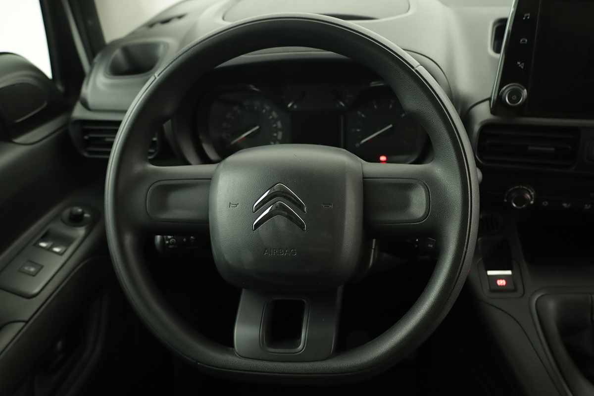 citroen-berlingo-2024-diesel-1499cc