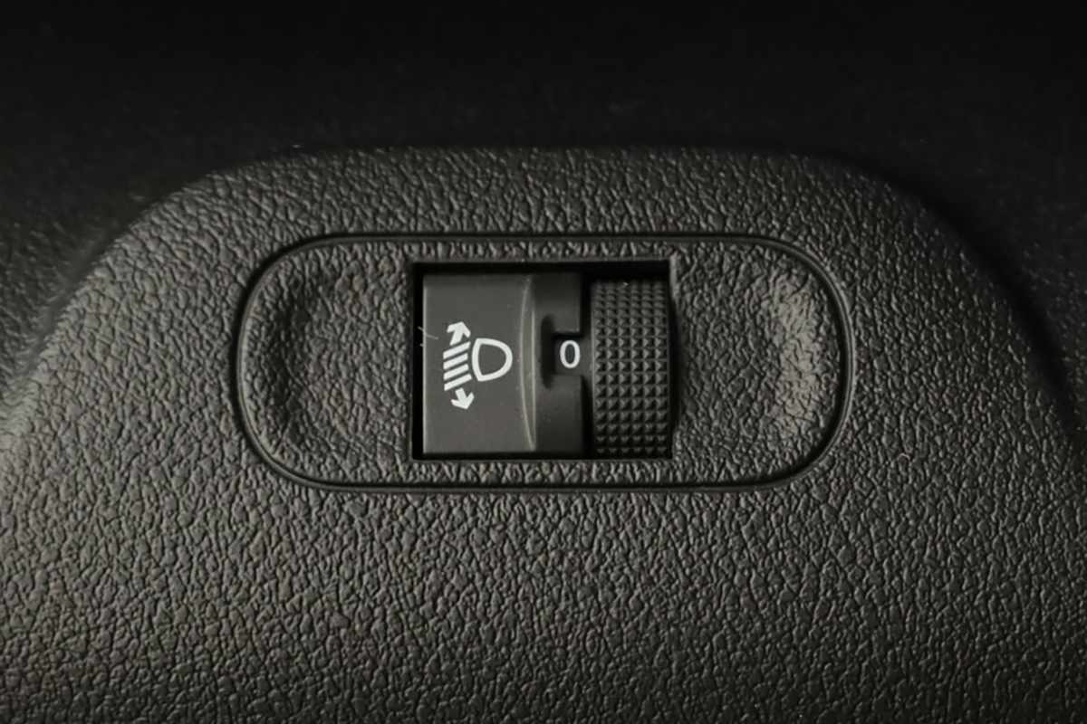 citroen-berlingo-2024-diesel-1499cc