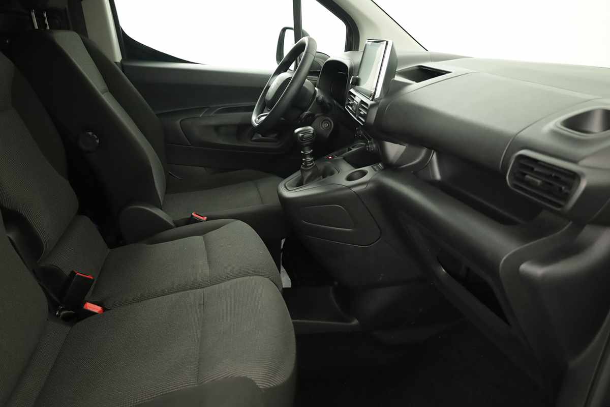 citroen-berlingo-2024-diesel-1499cc