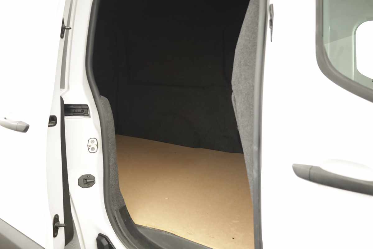 citroen-berlingo-2024-diesel-1499cc