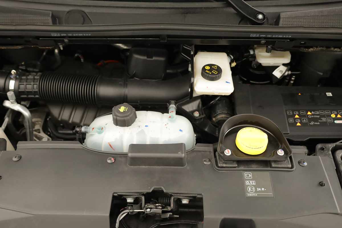renault-trafic-2024-diesel-1997cc
