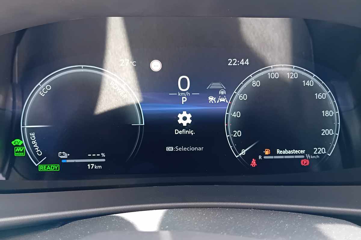 toyota-c-hr-2025-hibrido-a-gasolina-1998cc