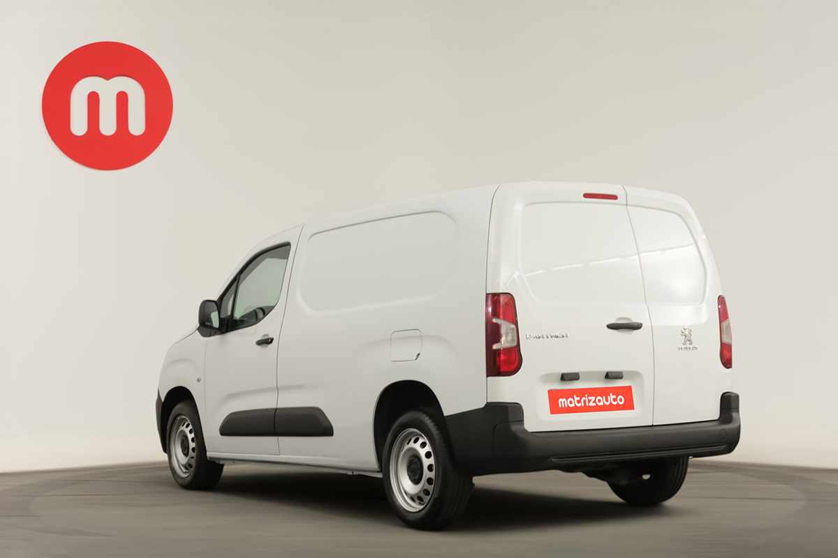 peugeot-partner-2024-diesel-1499cc