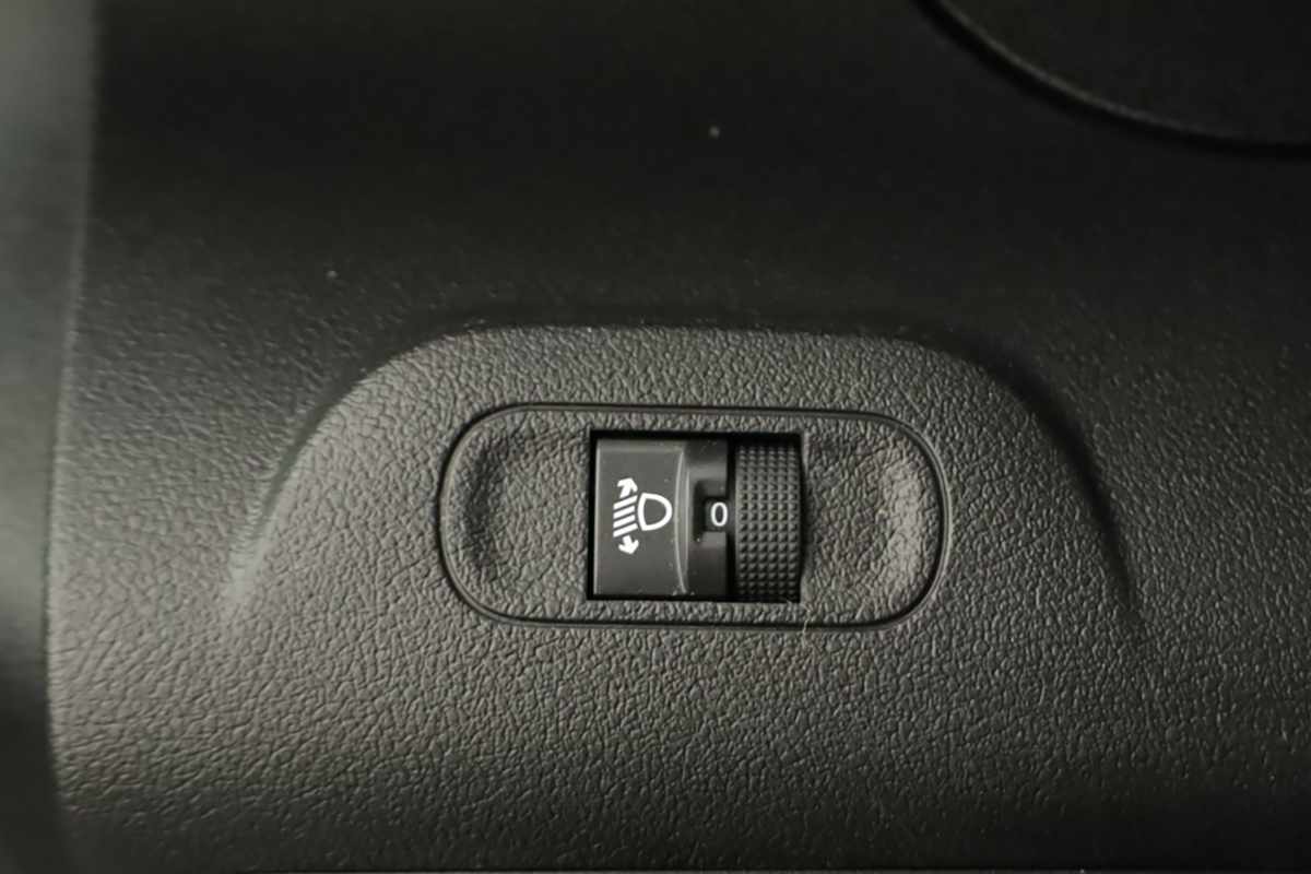 peugeot-partner-2024-diesel-1499cc