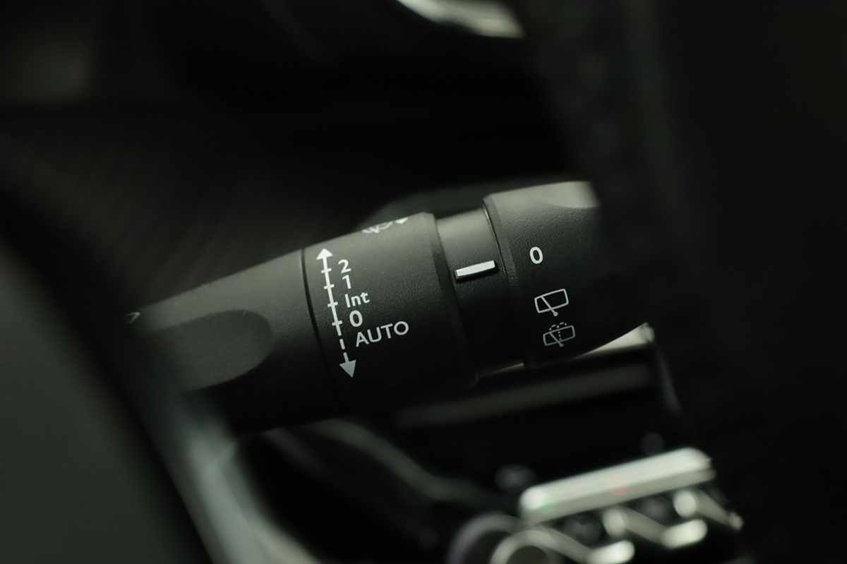 peugeot-e-208-2025-eletrico-0cc