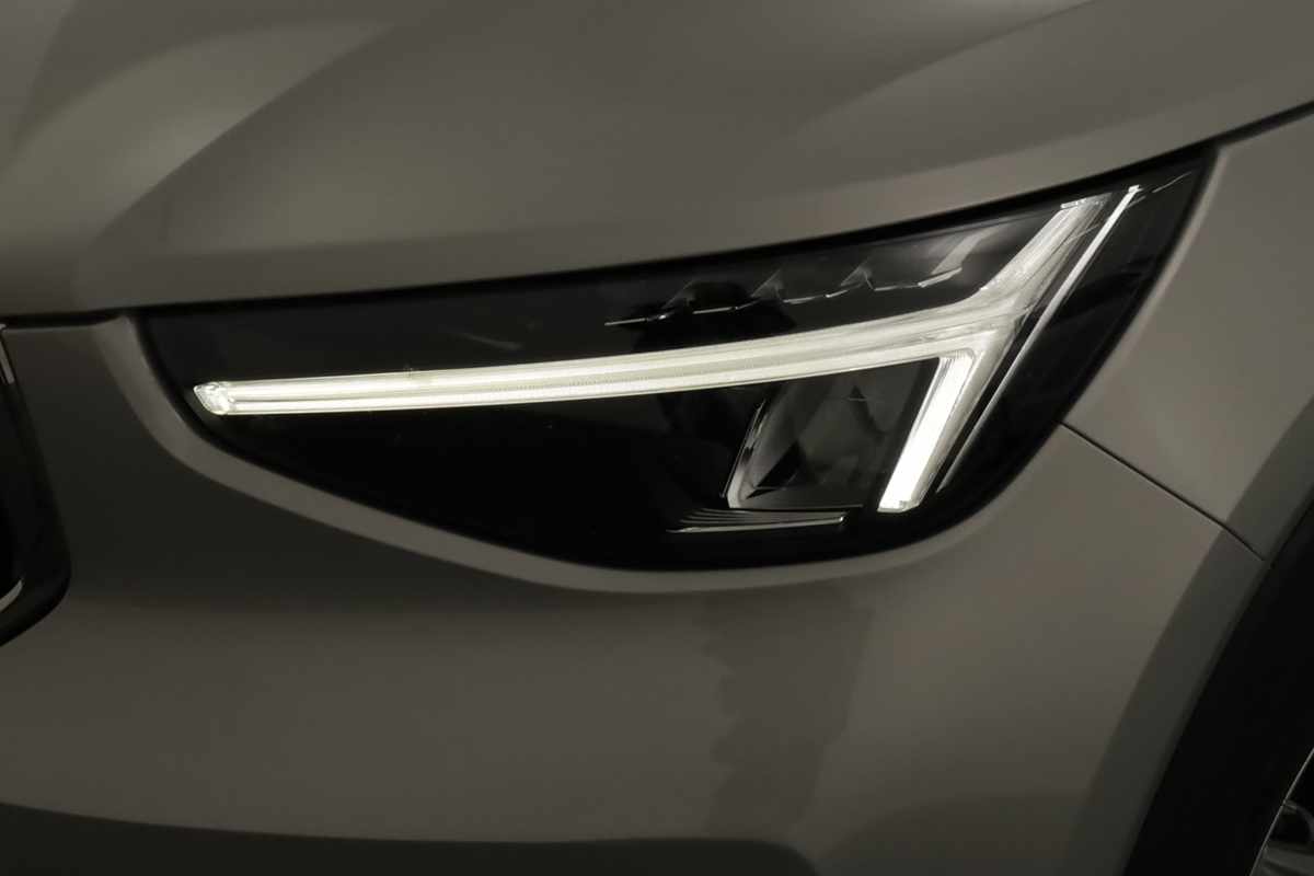 volvo-xc40-2024-gasolina-1477cc