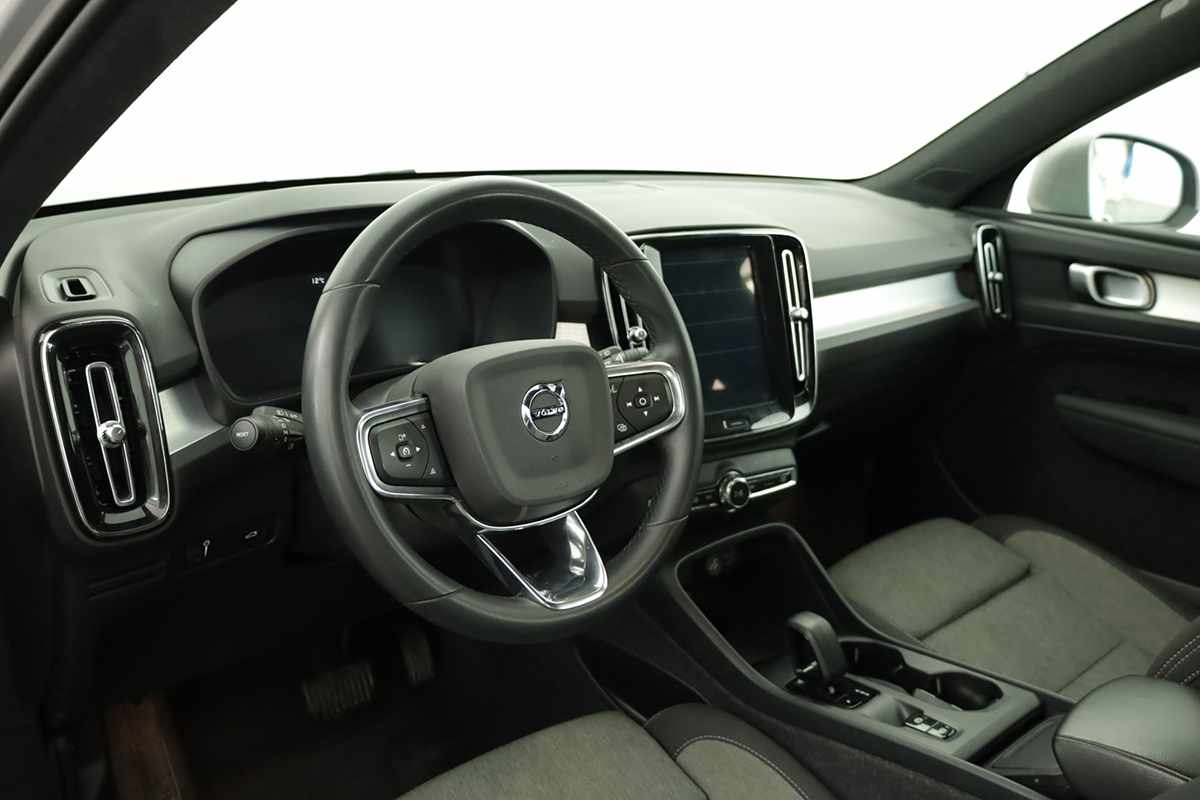 volvo-xc40-2024-gasolina-1477cc