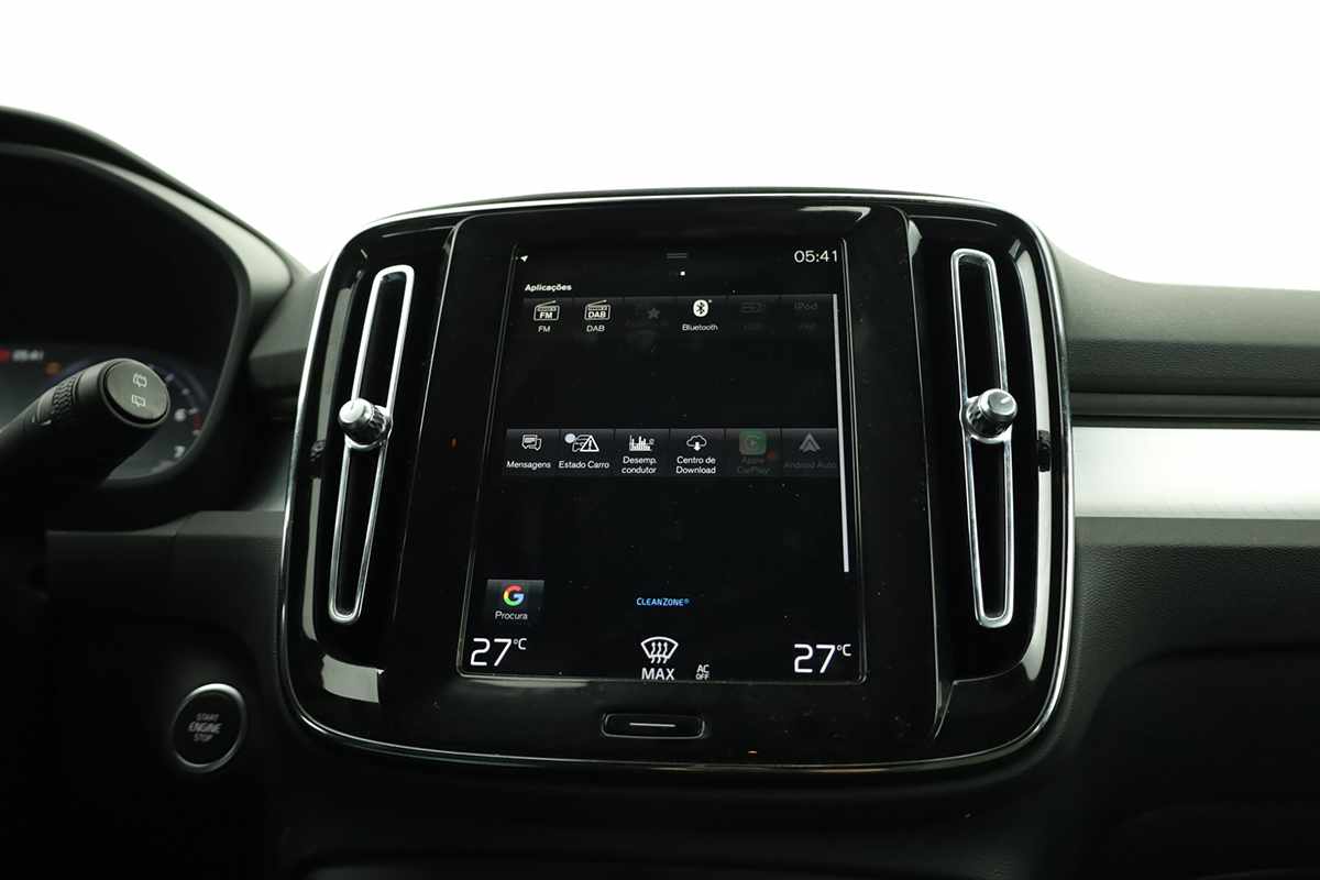 volvo-xc40-2024-gasolina-1477cc