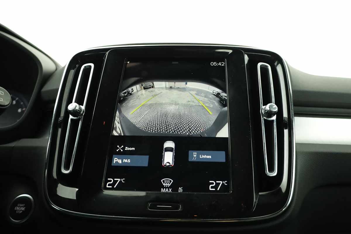 volvo-xc40-2024-gasolina-1477cc