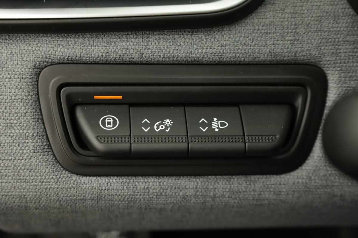 renault-clio-2024-gpl-999cc
