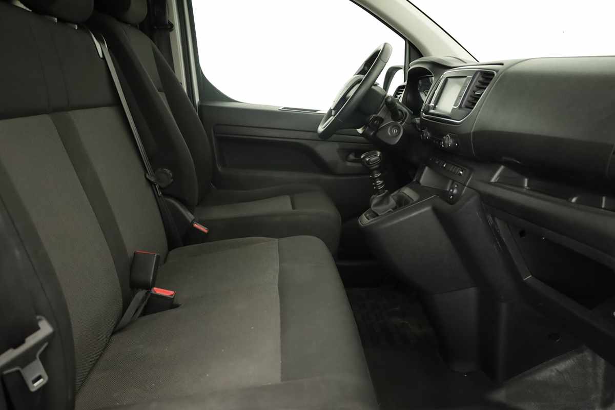 peugeot-expert-2024-diesel-1997cc
