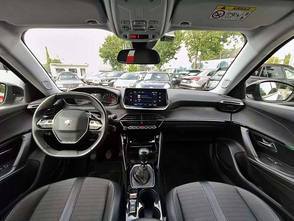 peugeot-2008-2022-gasolina-1199cc