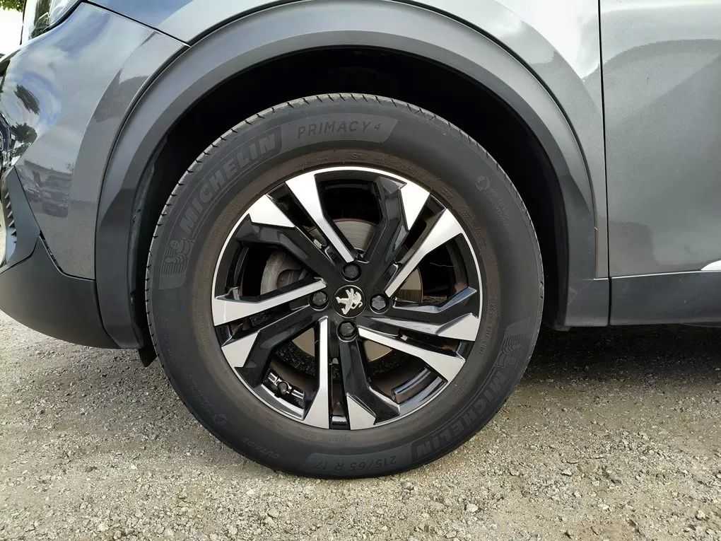 peugeot-2008-2022-gasolina-1199cc