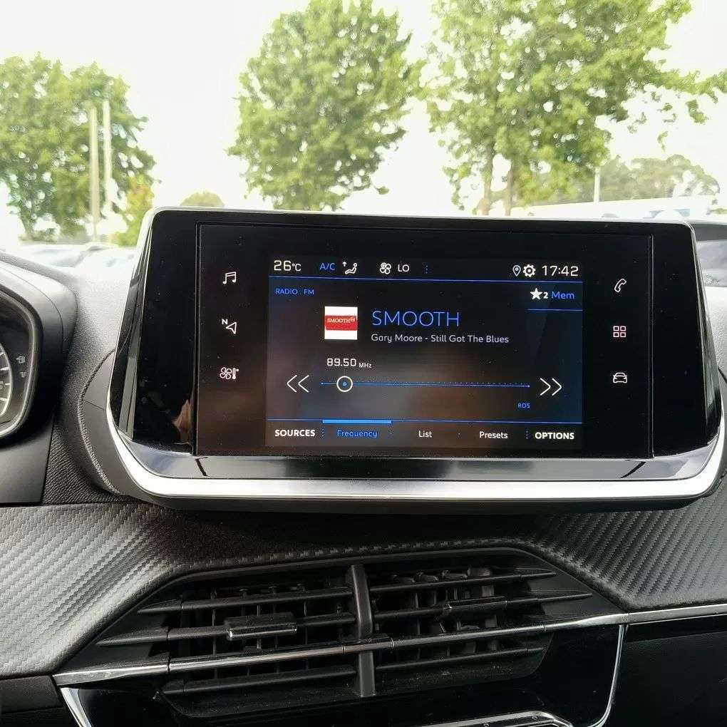 peugeot-2008-2022-gasolina-1199cc