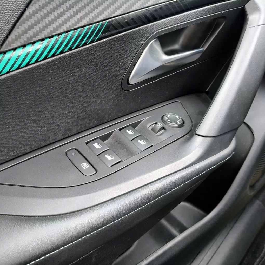 peugeot-2008-2022-gasolina-1199cc