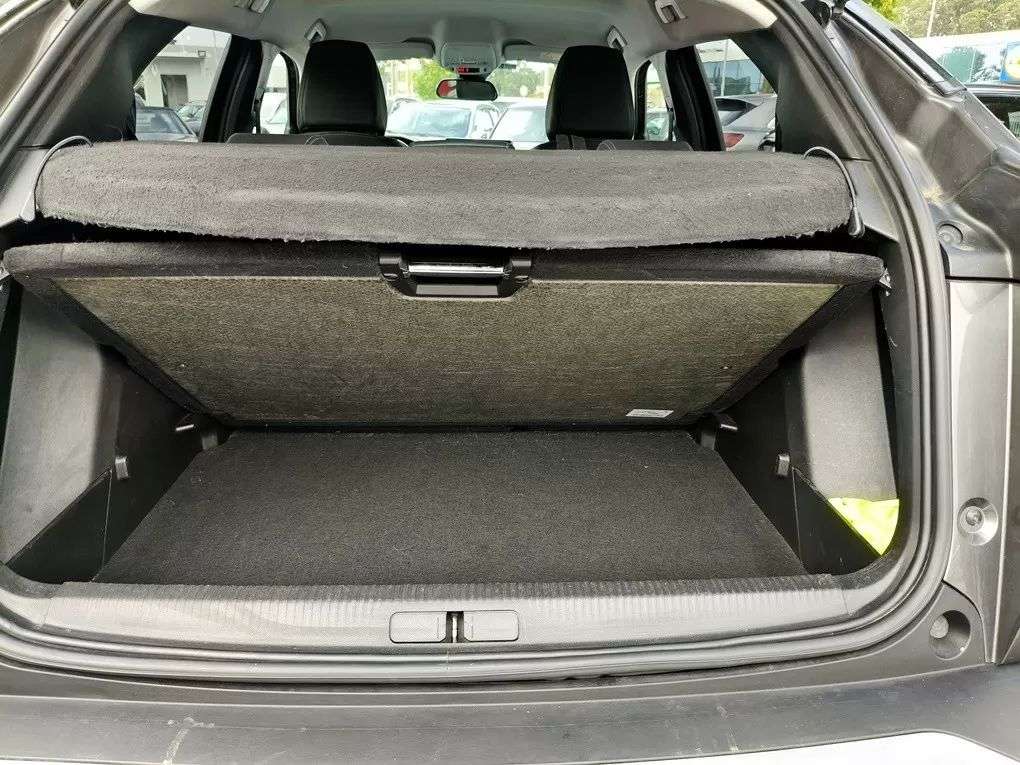 peugeot-2008-2022-gasolina-1199cc