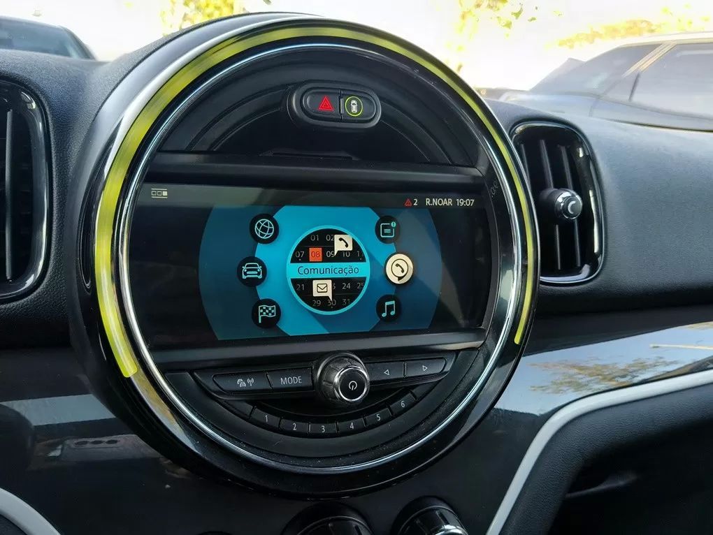 mini-countryman-2018-hibrido-1499cc