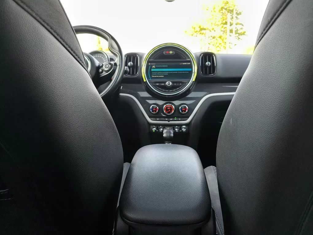 mini-countryman-2018-hibrido-1499cc