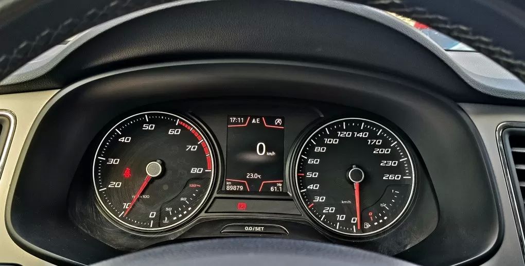 seat-leon-2019-gasolina-999cc