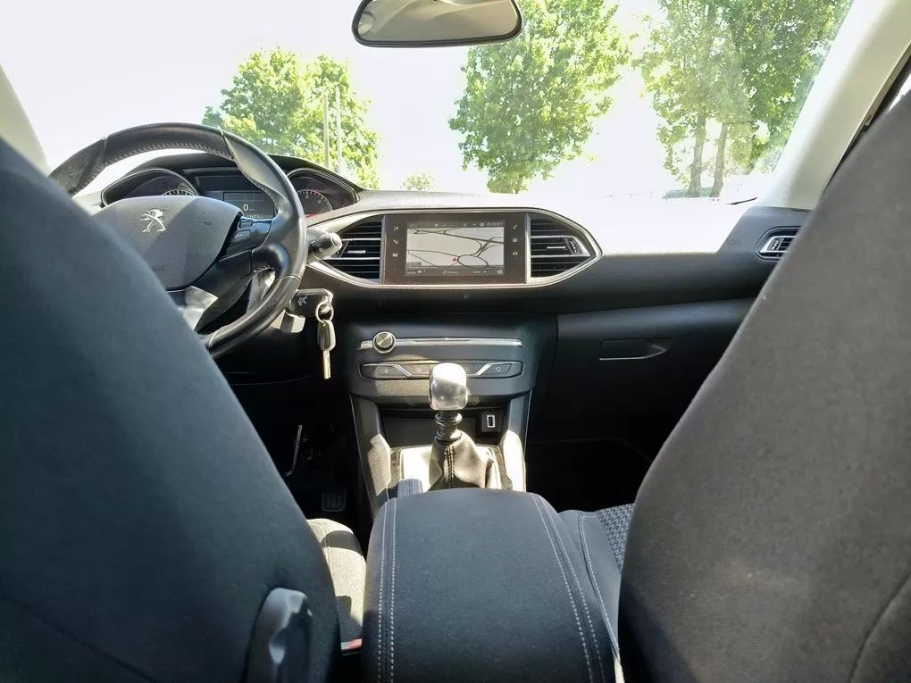 peugeot-308-sw-2017-diesel-1560cc