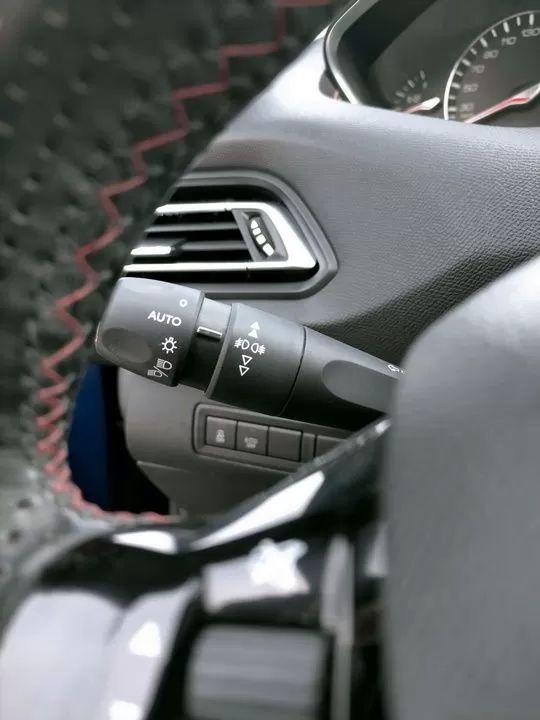 peugeot-308-2017-diesel-1560cc