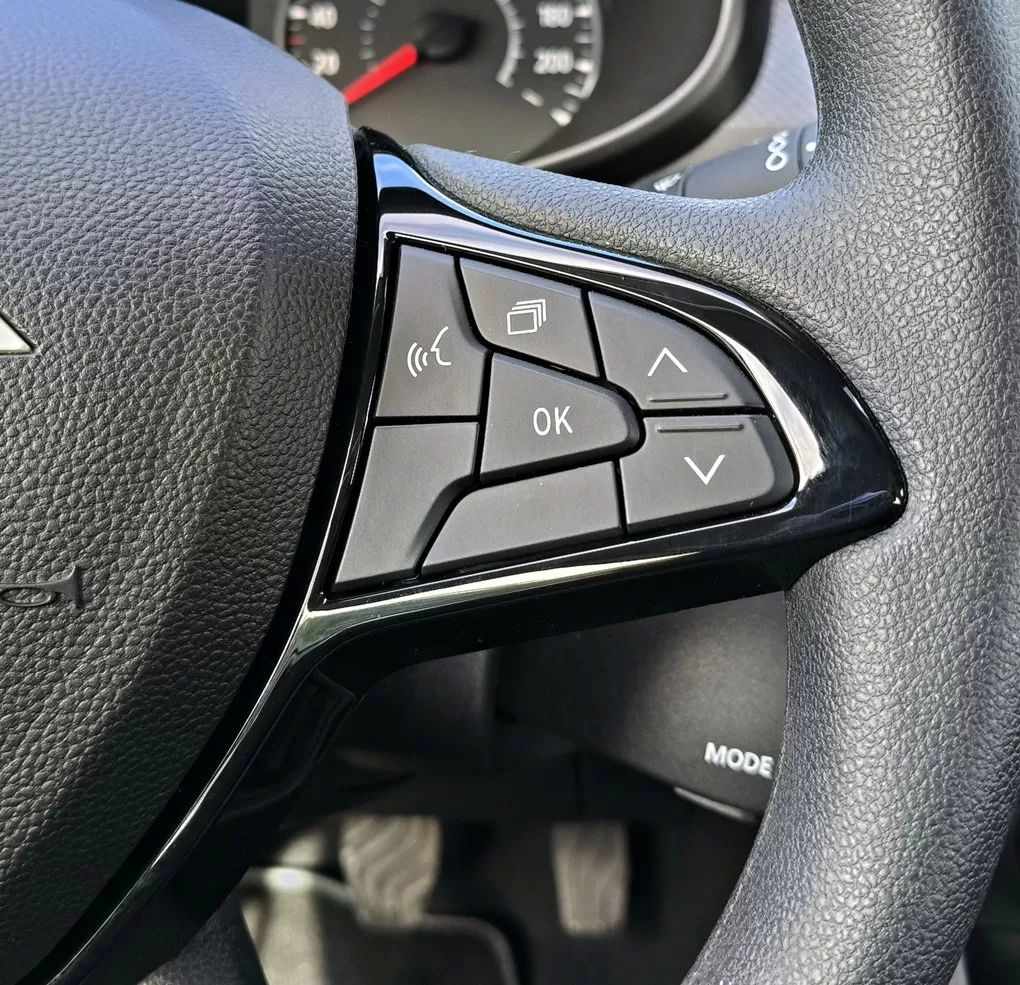 dacia-sandero-2024-gasolina-999cc