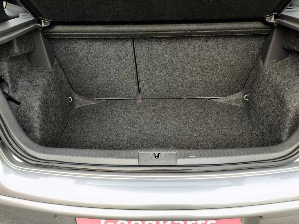 volkswagen-polo-2009-diesel-1422cc