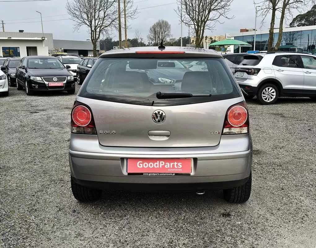 volkswagen-polo-2009-diesel-1422cc