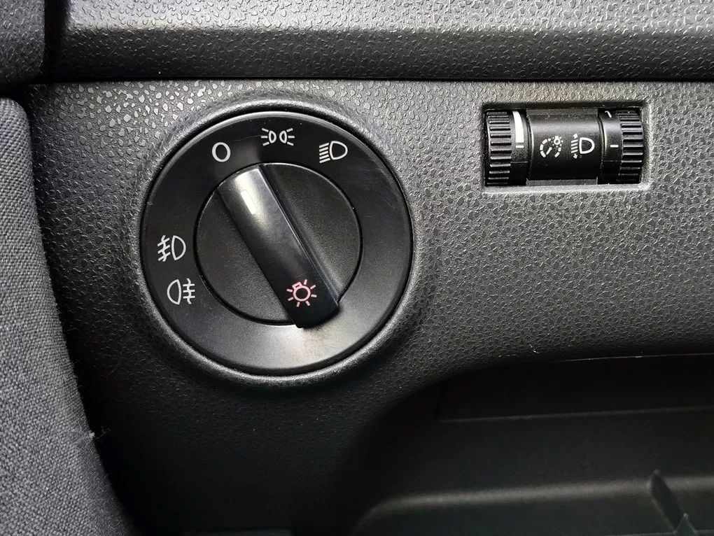 volkswagen-polo-2009-diesel-1422cc