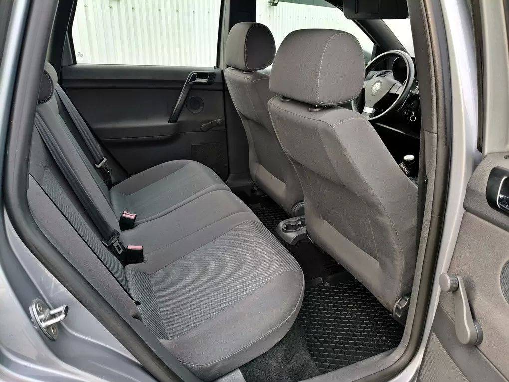 volkswagen-polo-2009-diesel-1422cc