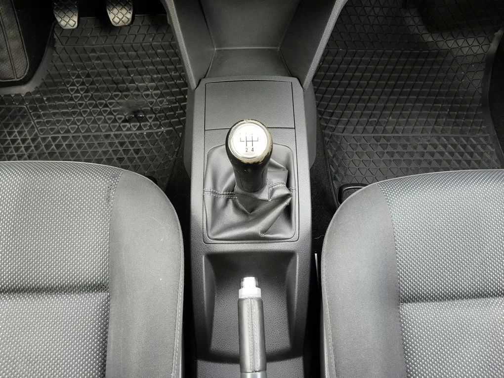 volkswagen-polo-2009-diesel-1422cc
