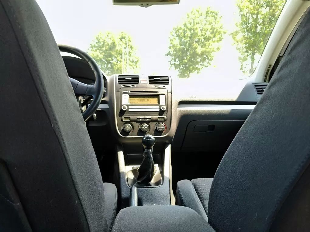volkswagen-golf-2006-diesel-1968cc