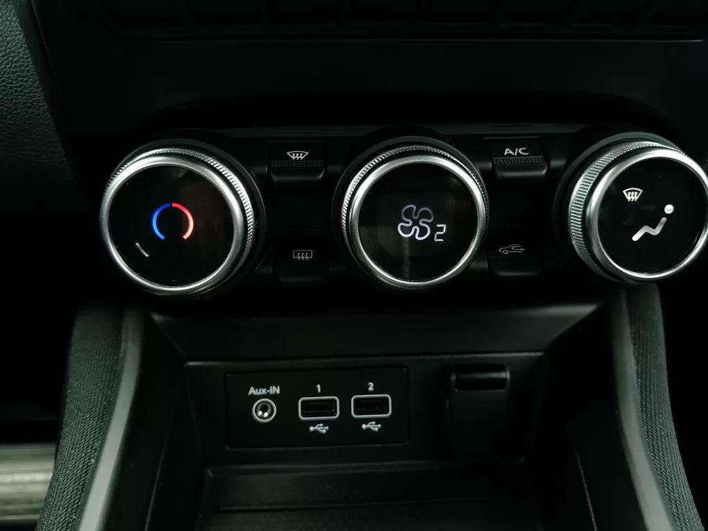renault-zoe-2023-eletrico-0cc