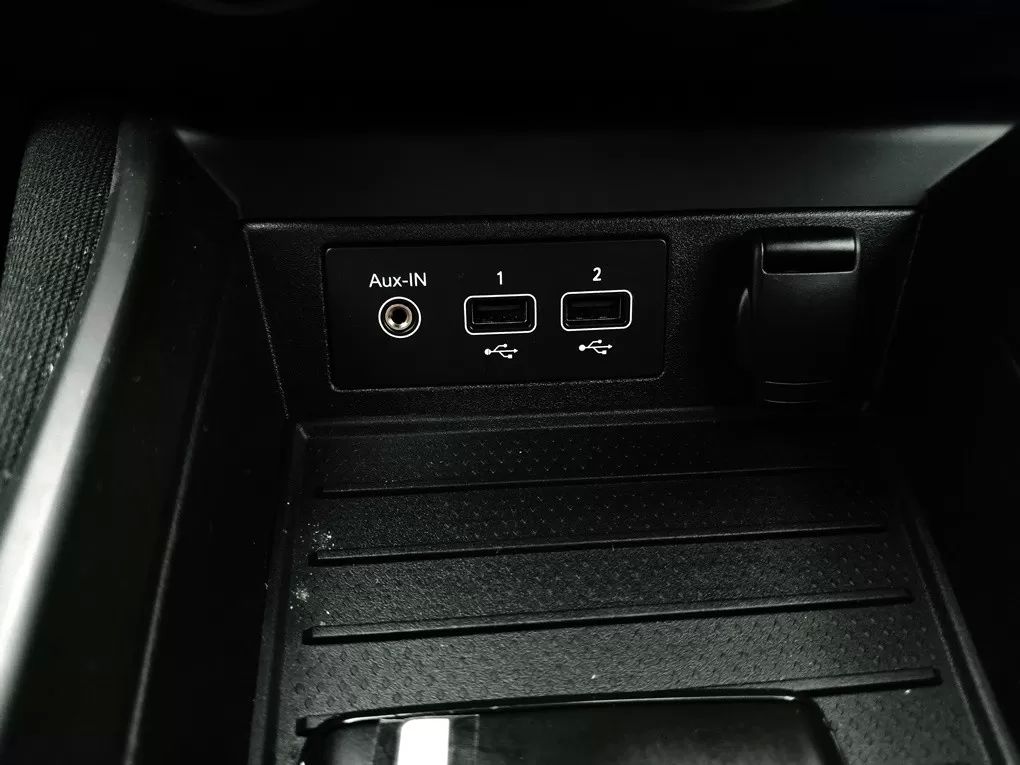 renault-zoe-2023-eletrico-0cc