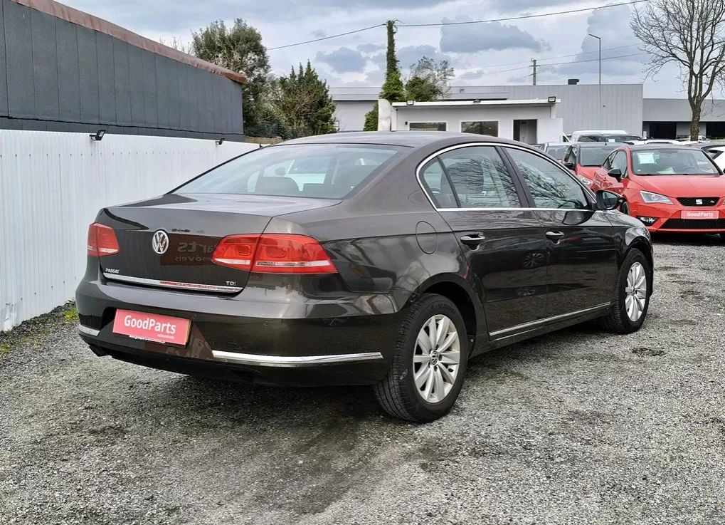 volkswagen-passat-2012-diesel-1598cc