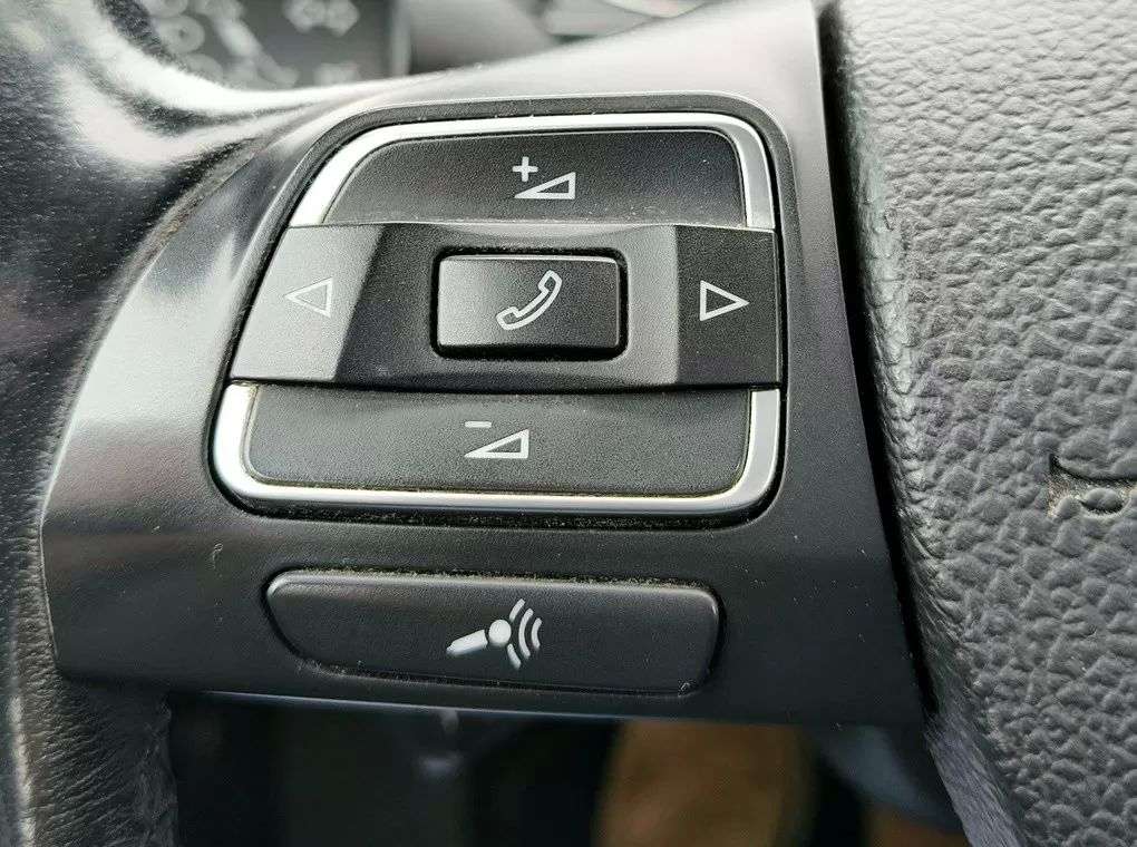 volkswagen-passat-2012-diesel-1598cc