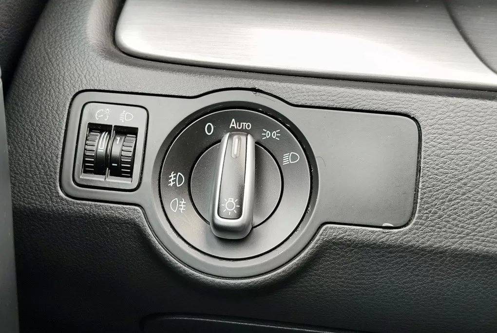 volkswagen-passat-2012-diesel-1598cc