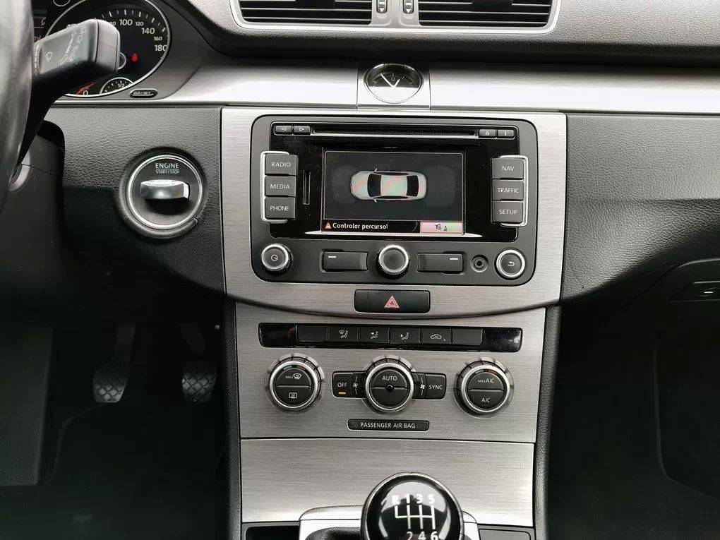 volkswagen-passat-2012-diesel-1598cc