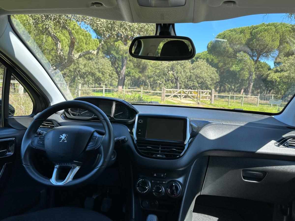 peugeot-208-1-2-vti-2017-gasolina-1199cc