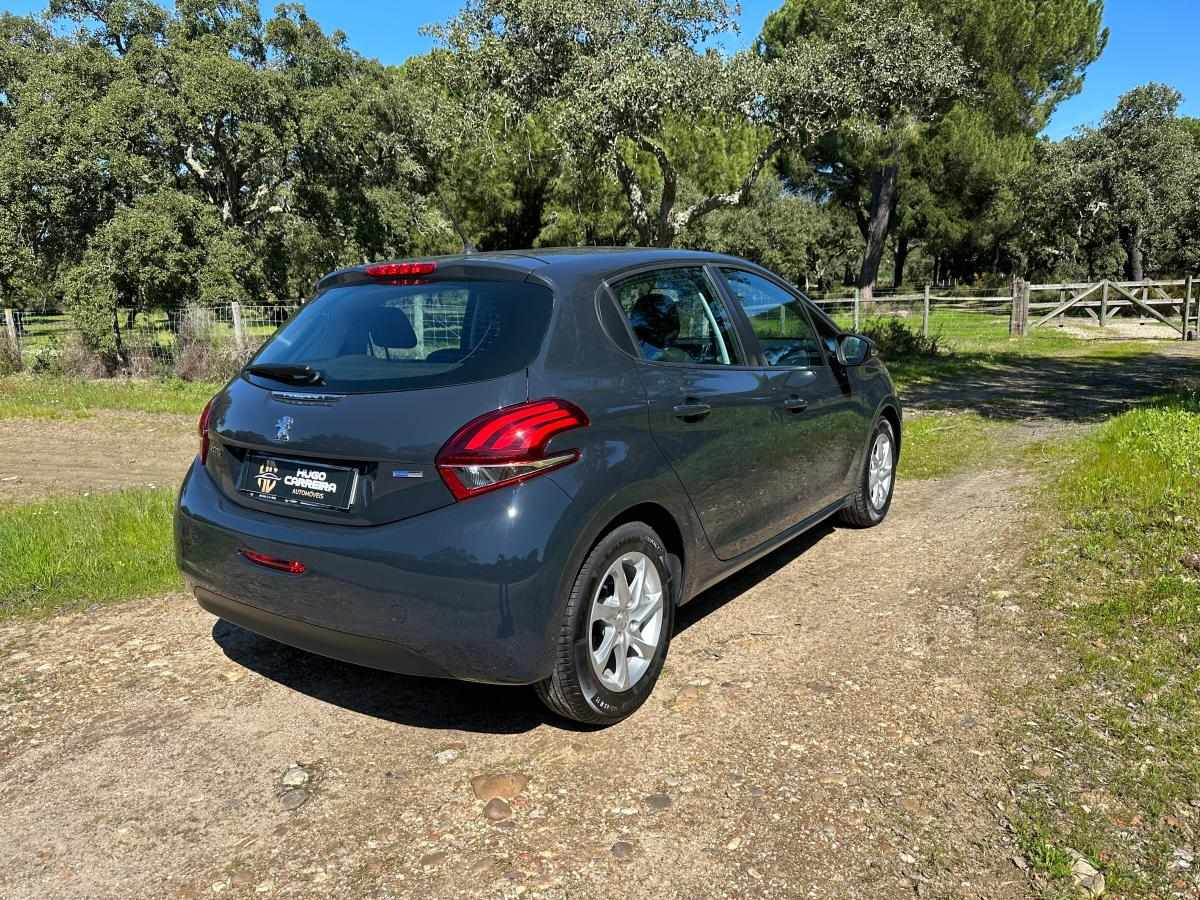 peugeot-208-1-2-vti-2017-gasolina-1199cc
