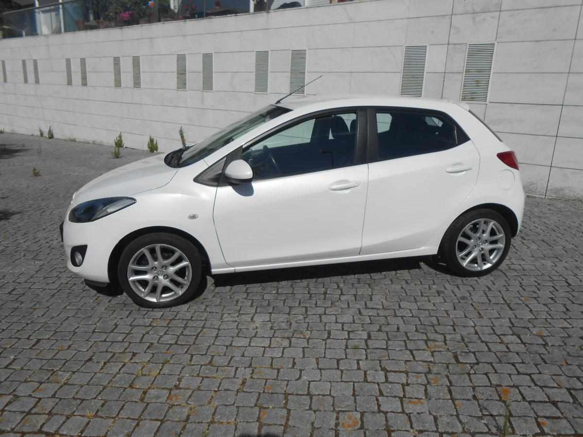 mazda-2-1-3-2011-gasolina-1349cc