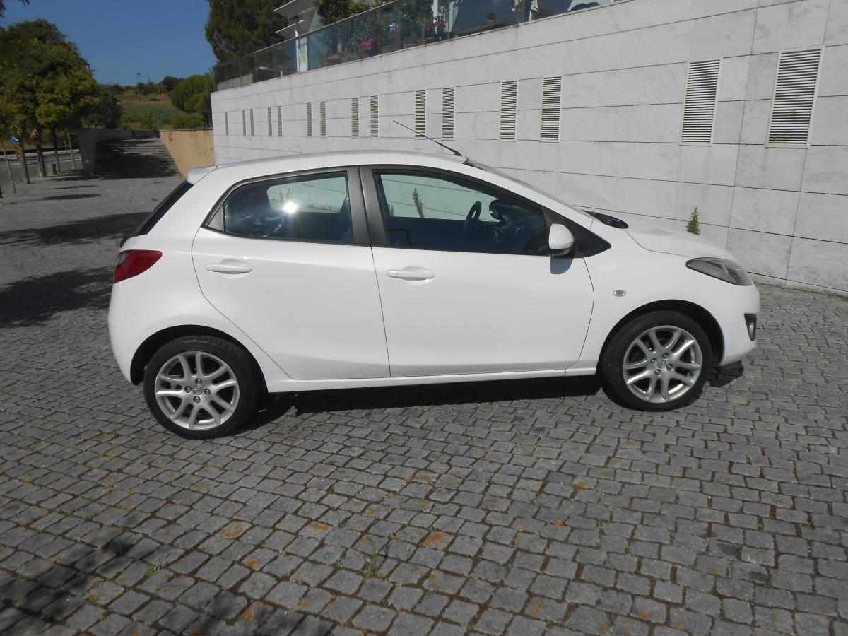 mazda-2-1-3-2011-gasolina-1349cc